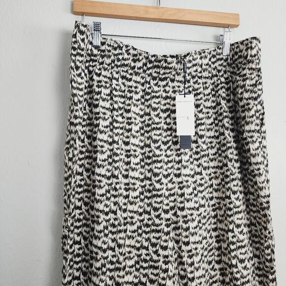 NEW Tahari Cream Black Abstract Print Wide Leg Pant - Picture 2 of 8